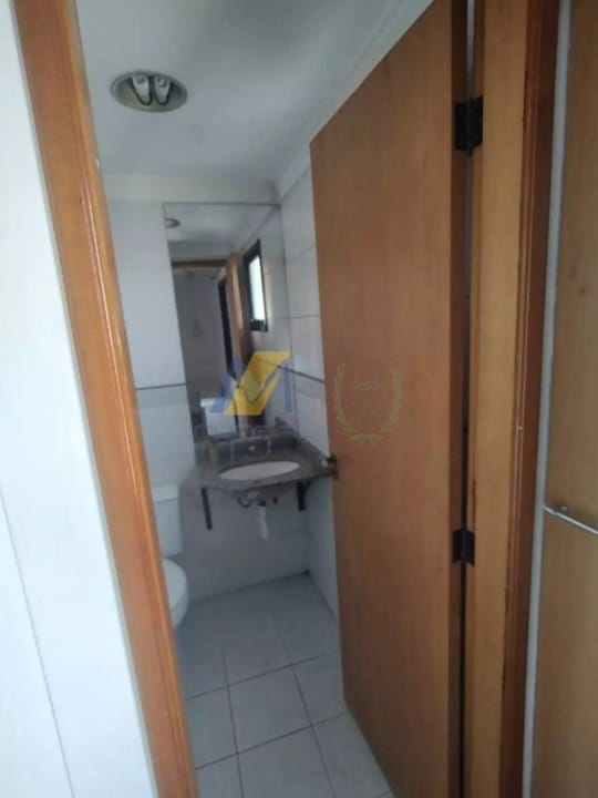 Apartamento para alugar com 2 quartos, 63m² - Foto 17