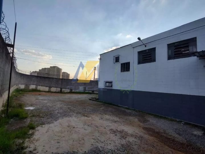 Depósito-Galpão-Armazém para alugar, 698m² - Foto 34