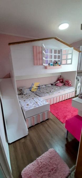 Apartamento à venda com 2 quartos, 70m² - Foto 11