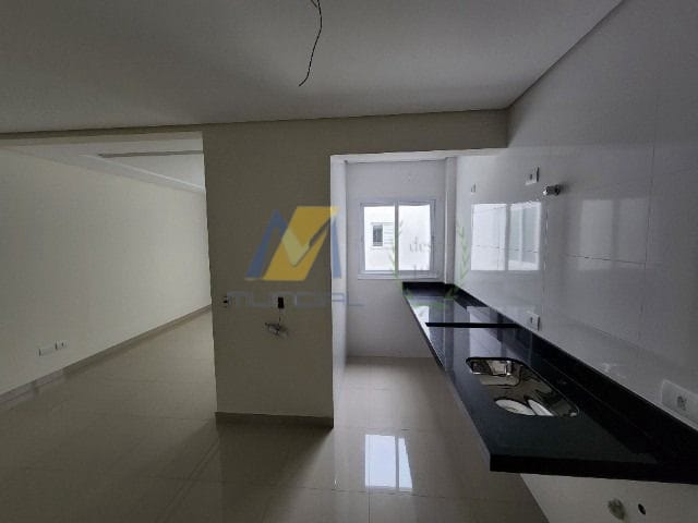 Apartamento à venda com 3 quartos, 180m² - Foto 5