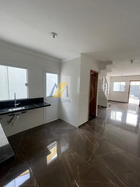 Casa à venda com 2 quartos, 80m² - Foto 20