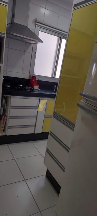 Apartamento à venda com 2 quartos, 66m² - Foto 15