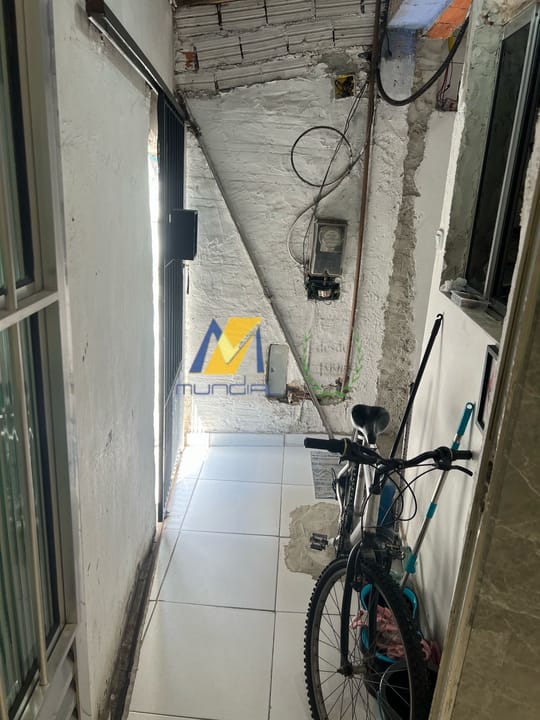 Casa à venda com 2 quartos, 50m² - Foto 7