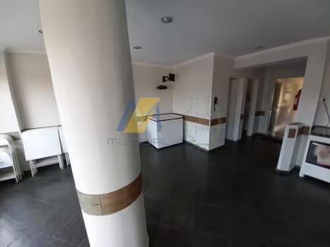 Apartamento à venda com 2 quartos, 63m² - Foto 4