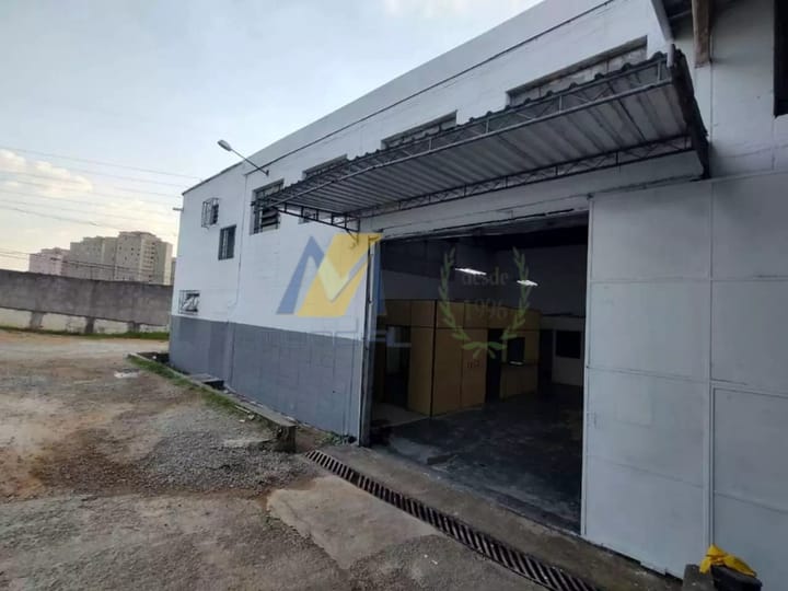 Depósito-Galpão-Armazém para alugar, 698m² - Foto 17