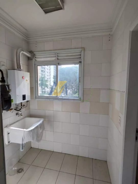 Apartamento para alugar com 3 quartos, 100m² - Foto 11