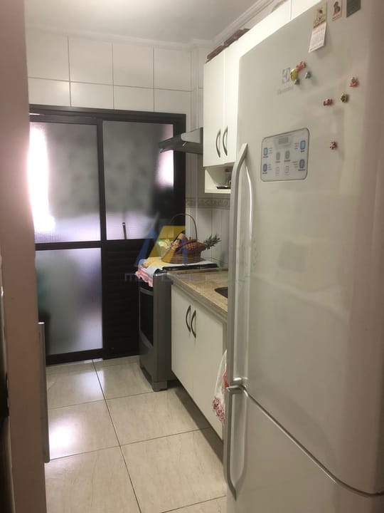 Apartamento à venda com 3 quartos, 72m² - Foto 11