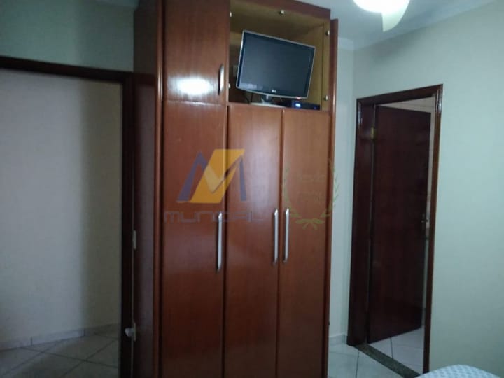 Apartamento à venda com 3 quartos, 94m² - Foto 13