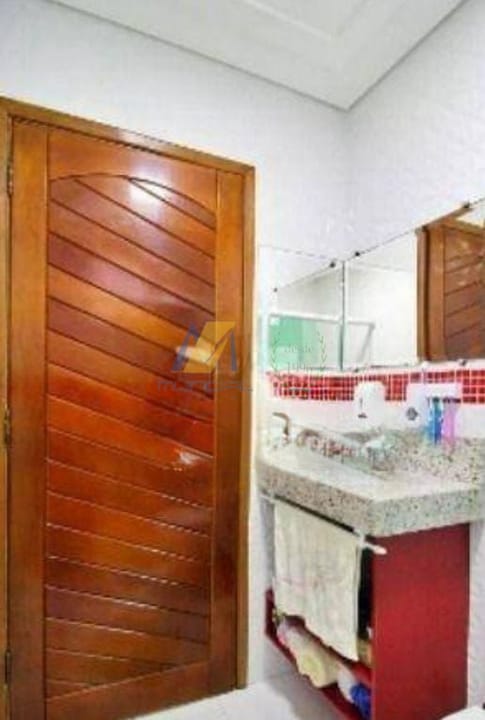 Casa à venda com 2 quartos, 130m² - Foto 15