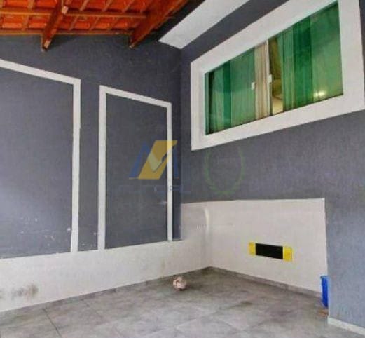 Casa à venda com 2 quartos, 130m² - Foto 11