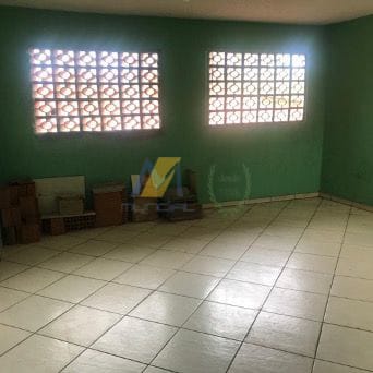 Casa para alugar com 3 quartos, 150m² - Foto 12