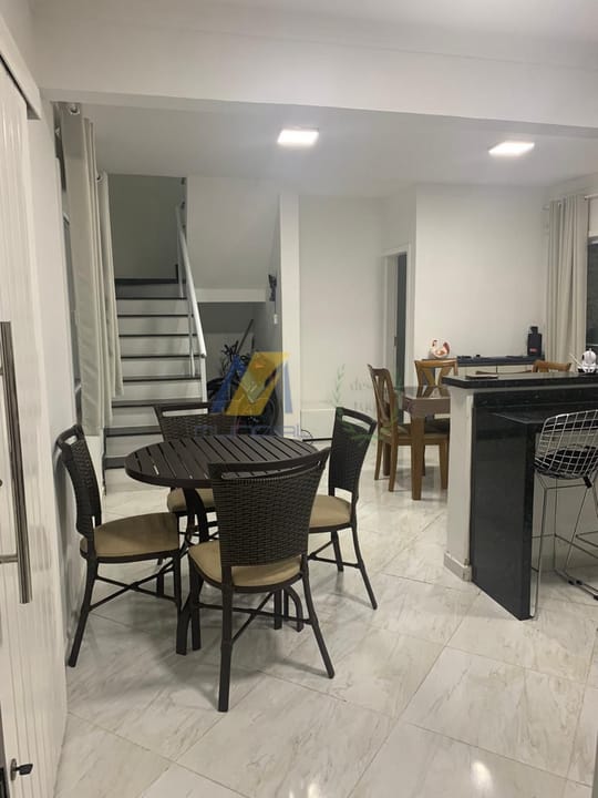 Casa à venda com 4 quartos, 292m² - Foto 22