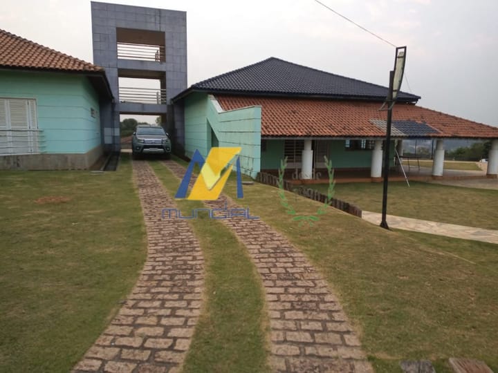 Chácara à venda com 4 quartos, 1500m² - Foto 7
