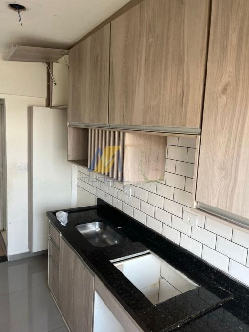 Apartamento à venda com 2 quartos, 52m² - Foto 2