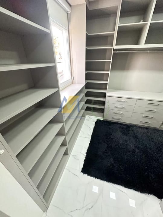 Apartamento à venda com 3 quartos, 150m² - Foto 12