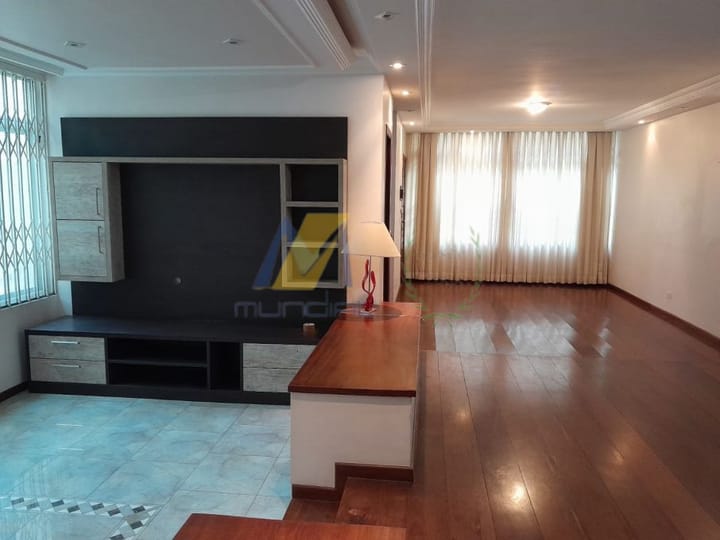 Casa à venda com 3 quartos, 350m² - Foto 30