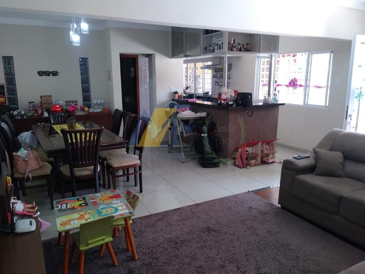 Casa à venda com 3 quartos, 270m² - Foto 21