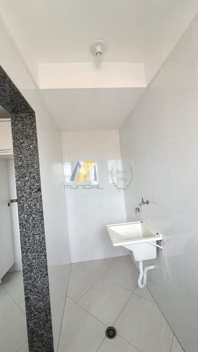 Apartamento para alugar com 2 quartos, 70m² - Foto 8