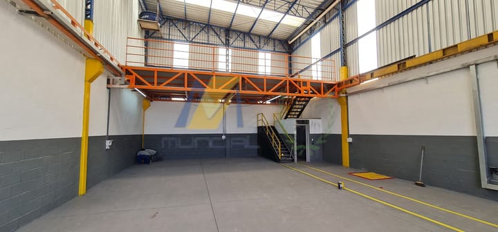 Depósito-Galpão-Armazém para alugar, 240m² - Foto 2