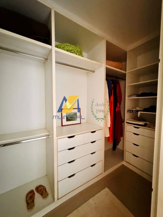 Casa à venda e aluguel com 6 quartos, 500m² - Foto 6