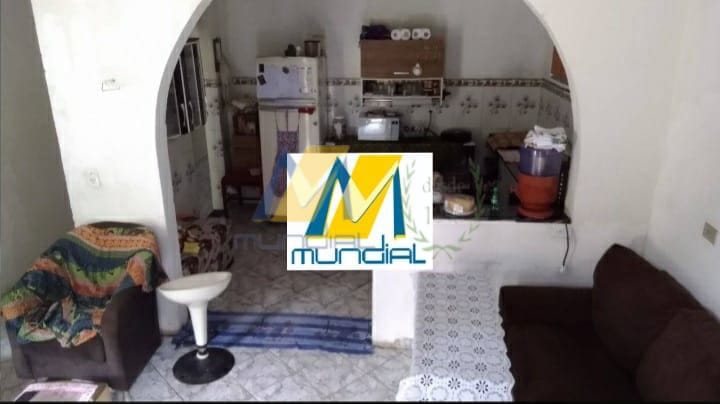 Casa à venda com 3 quartos, 140m² - Foto 2