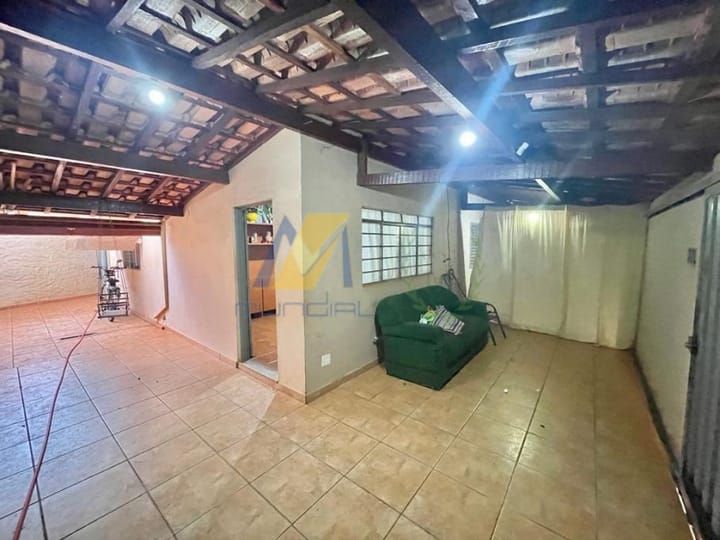 Casa à venda com 2 quartos, 128m² - Foto 8