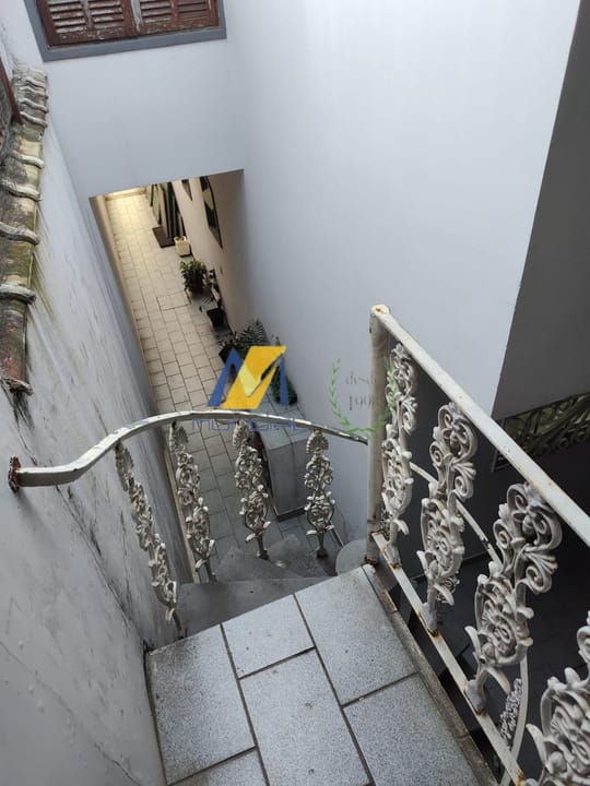 Casa à venda com 3 quartos, 202m² - Foto 28