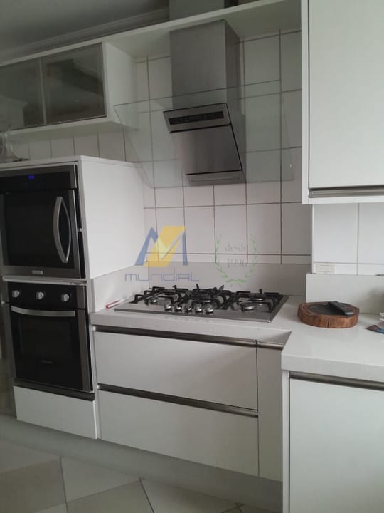 Apartamento para alugar com 3 quartos, 139m² - Foto 19