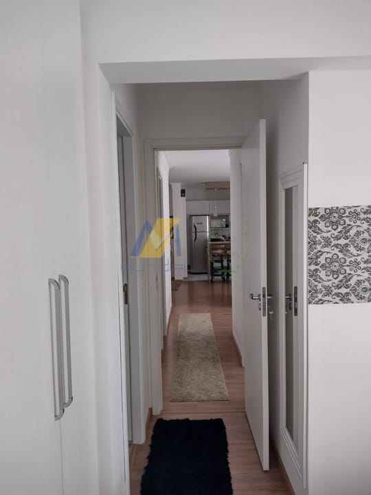 Apartamento à venda com 2 quartos, 70m² - Foto 5