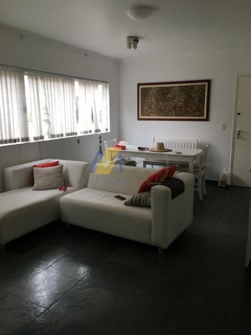 Apartamento à venda com 2 quartos, 70m² - Foto 8