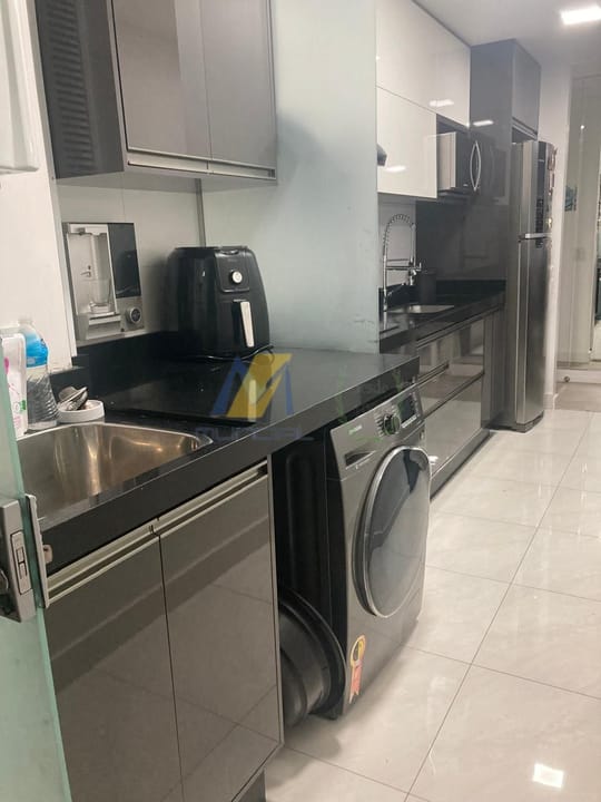 Apartamento à venda com 3 quartos, 85m² - Foto 20