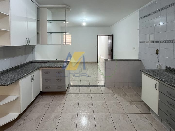 Casa à venda com 3 quartos, 193m² - Foto 6