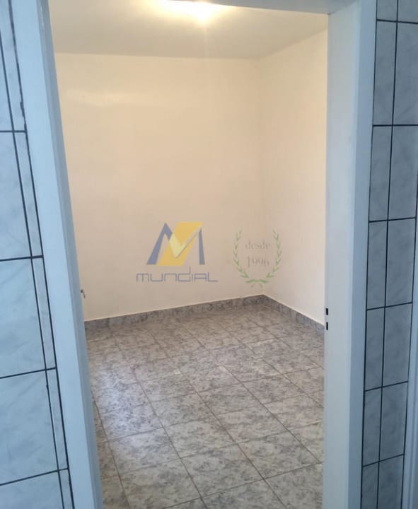 Casa para alugar com 3 quartos, 160m² - Foto 12