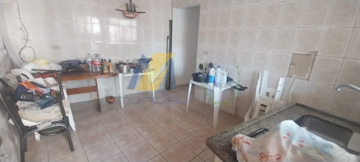 Casa à venda com 3 quartos, 236m² - Foto 8