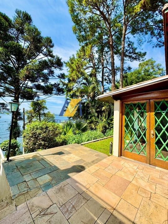 Casa à venda e aluguel com 6 quartos, 500m² - Foto 7
