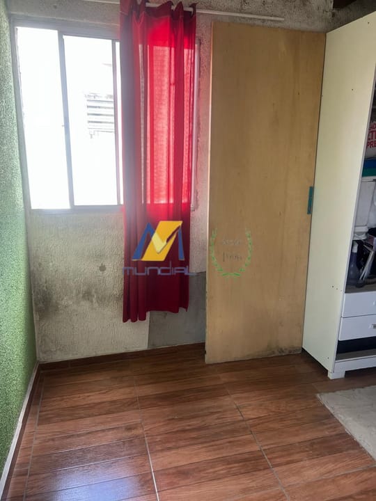 Casa à venda com 2 quartos, 50m² - Foto 12