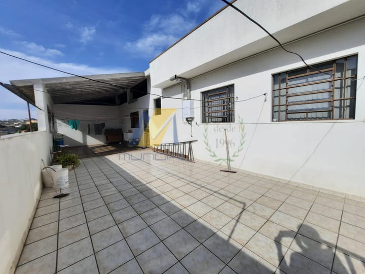 Casa para alugar com 6 quartos, 300m² - Foto 20