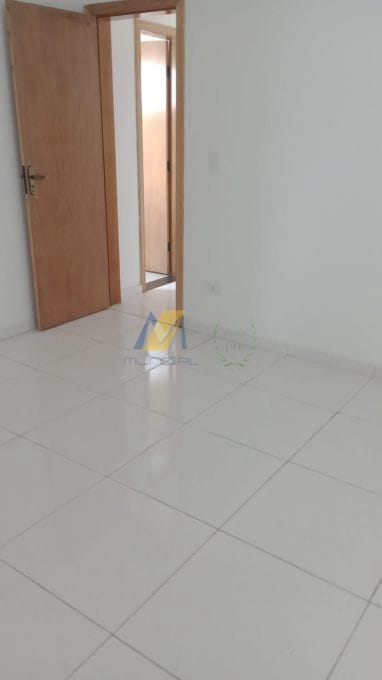 Casa à venda com 3 quartos, 150m² - Foto 2