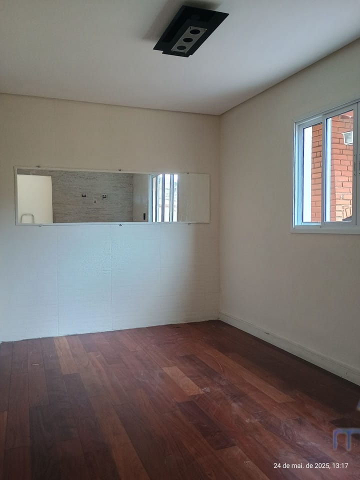Casa para alugar com 1 quarto, 50m² - Foto 36