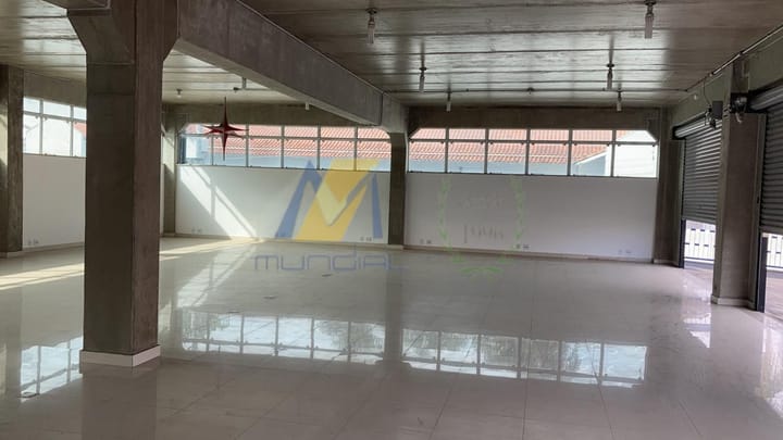 Prédio Inteiro para alugar, 600m² - Foto 2