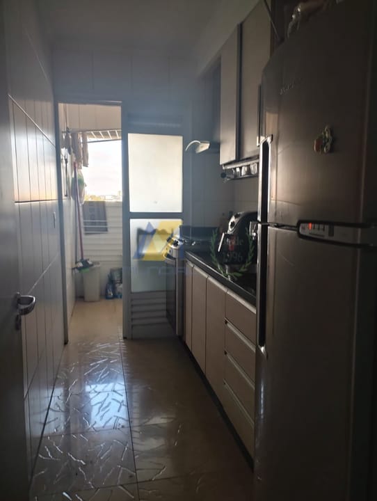 Apartamento à venda com 3 quartos, 78m² - Foto 9