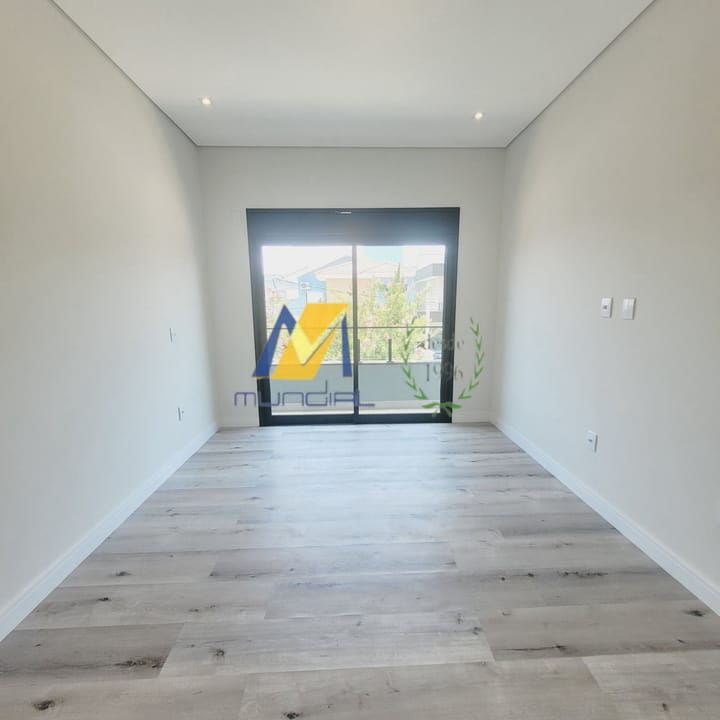 Casa à venda com 4 quartos, 234m² - Foto 15