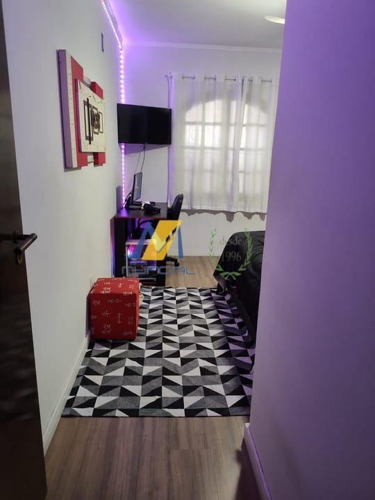 Casa à venda com 3 quartos, 202m² - Foto 19