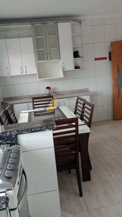 Casa à venda com 4 quartos, 340m² - Foto 16