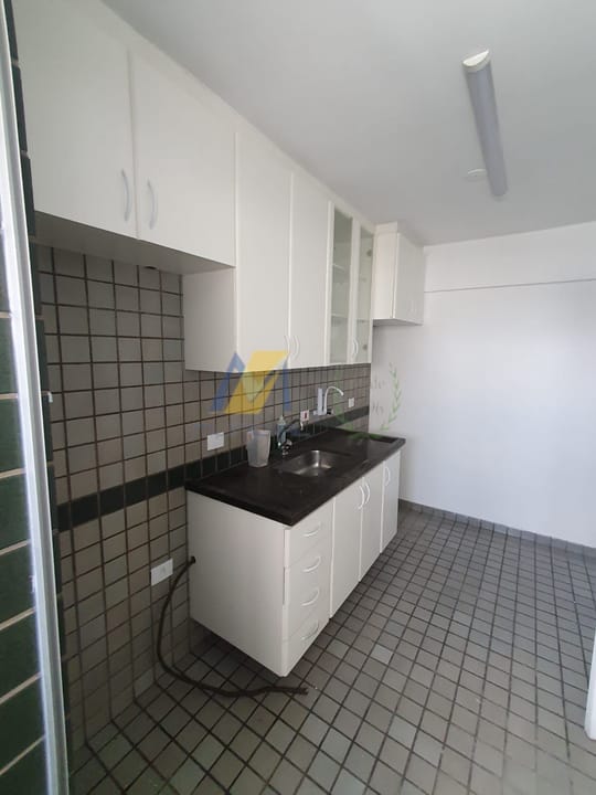 Apartamento para alugar com 2 quartos, 77m² - Foto 33