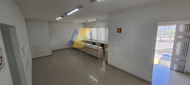 Prédio Inteiro para alugar, 450m² - Foto 2