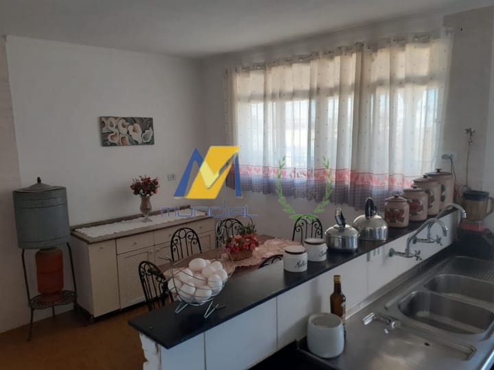 Casa à venda com 3 quartos, 244m² - Foto 5