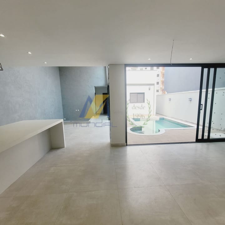 Casa à venda com 4 quartos, 234m² - Foto 12