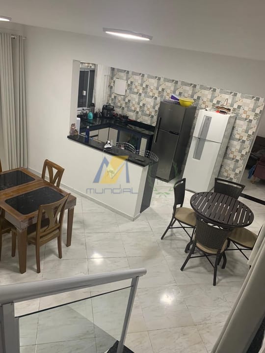 Casa à venda com 4 quartos, 292m² - Foto 3