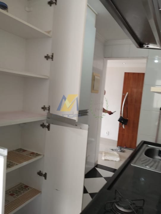 Apartamento à venda com 3 quartos, 60m² - Foto 3